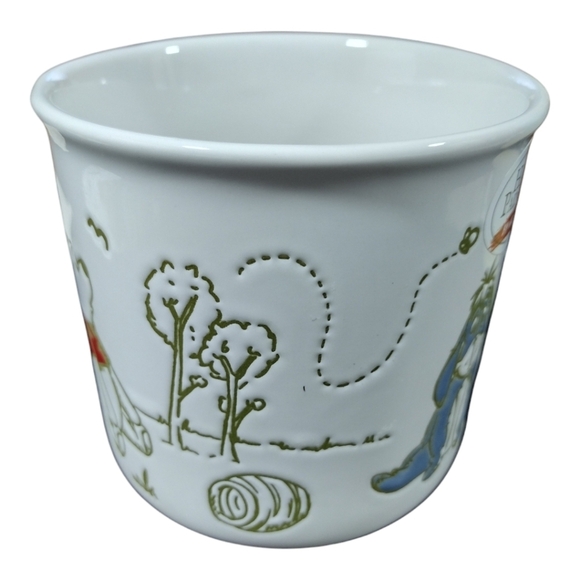 Disney Winnie the Pooh Bee At One Large Mug - Picture 4 of 10